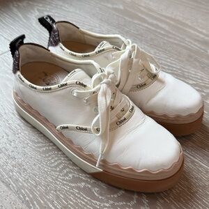 Authentic Chloe sneaker used in very good condition